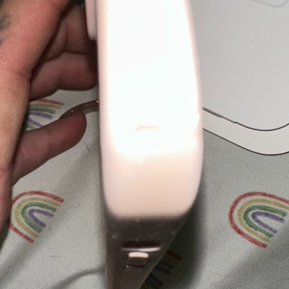 SOLD!!! Won’t let me delete and it’s not showing it’s sold! I do not have item - Picture 5 of 10